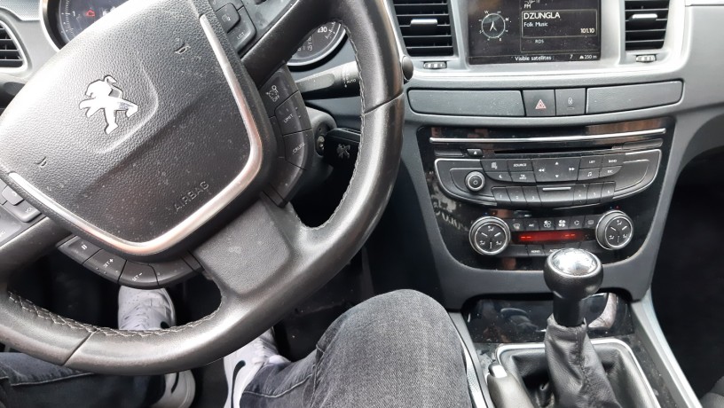 prodajem-peugeot-508-big-1