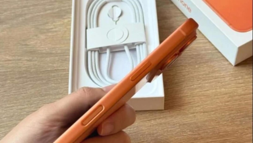 apple-iphone-17-pro-max-iphone-17-pro-iphone-17-iphone-air-iphone-16-pro-max-iphone-16-pro-iphone-16-iphone-16-plus-big-12