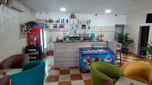 potrebne-radnice-caffe-enigma-big-6